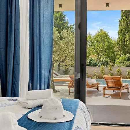 Willa Chiara, Neubau-ferienhaus Pula-sisan Šišan